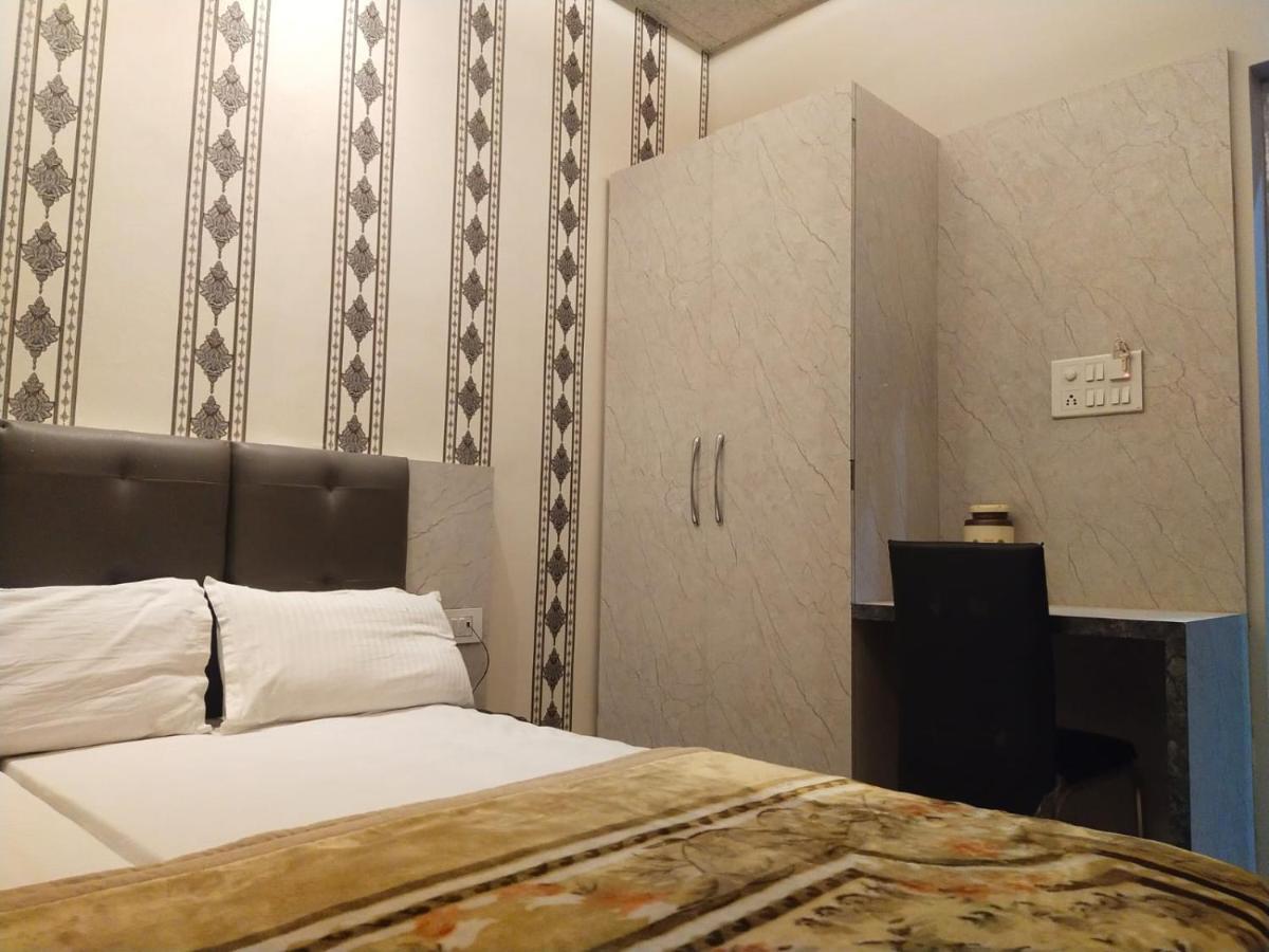 Hotel Gateway Kailash Varanasi Exterior photo