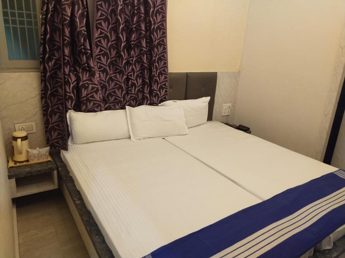 Hotel Gateway Kailash Varanasi Exterior photo